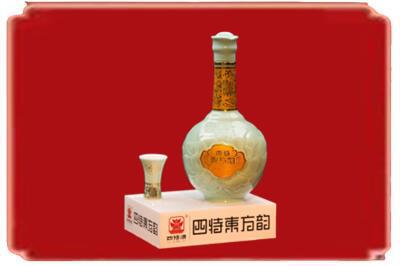 黔南州龙里烟酒回收四特酒.jpg